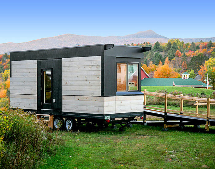 WheelPad SuitePAD overlooking mountains